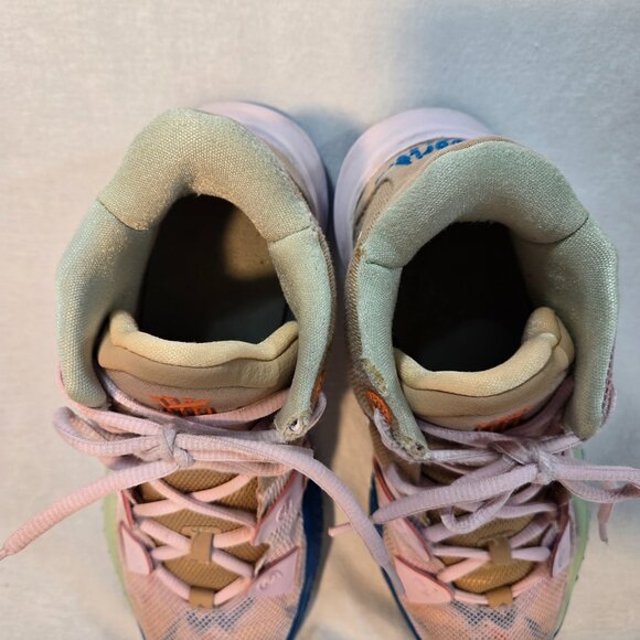 NIKE Kyrie 7 Exclusive "1 World 1 People" Regal Pink Sneakers Size 6.5Y 8W 6.5M - Picture 14 of 16